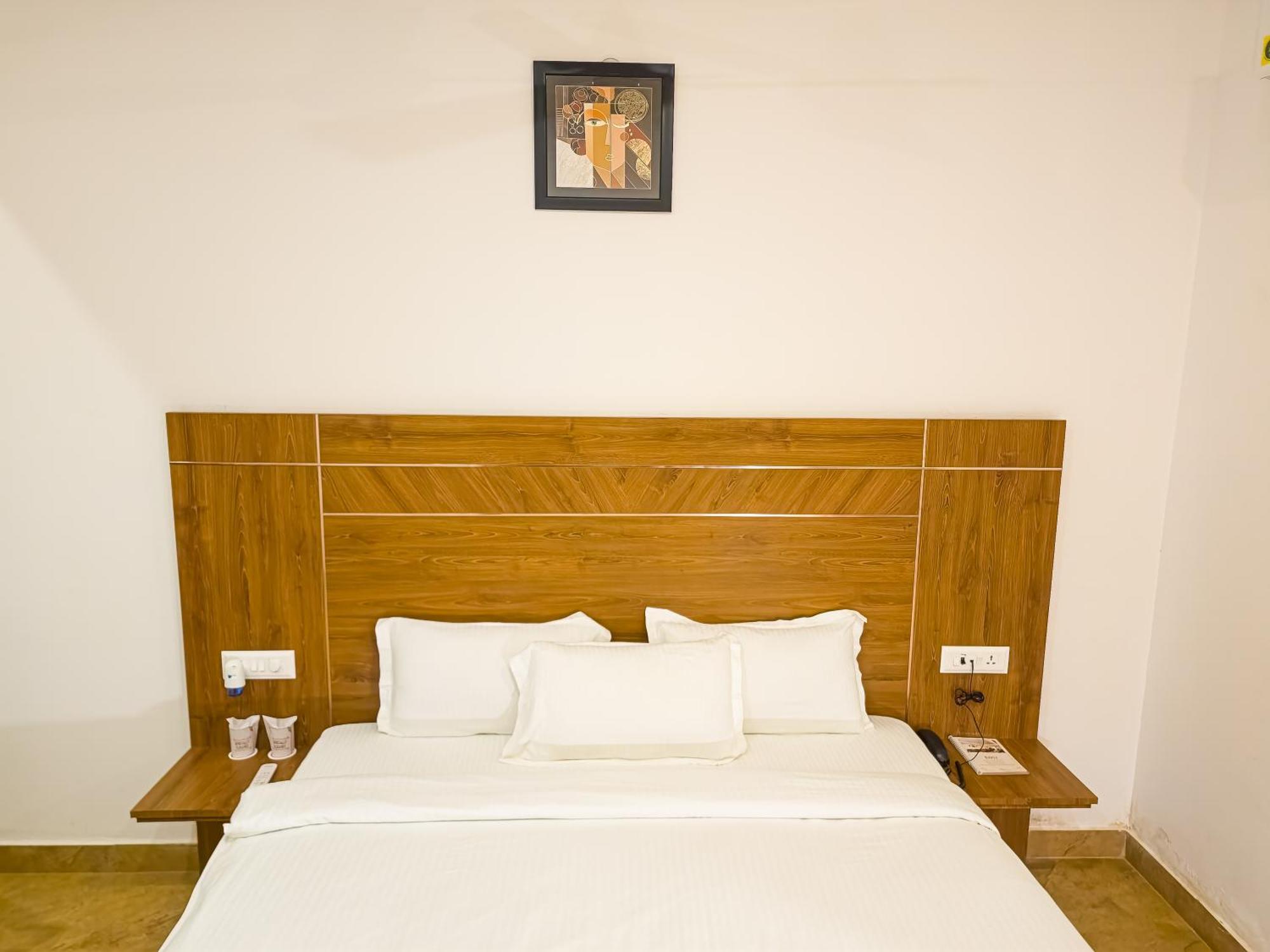 Amritara Ramila Kutir Hotel Ayodhya Luaran gambar