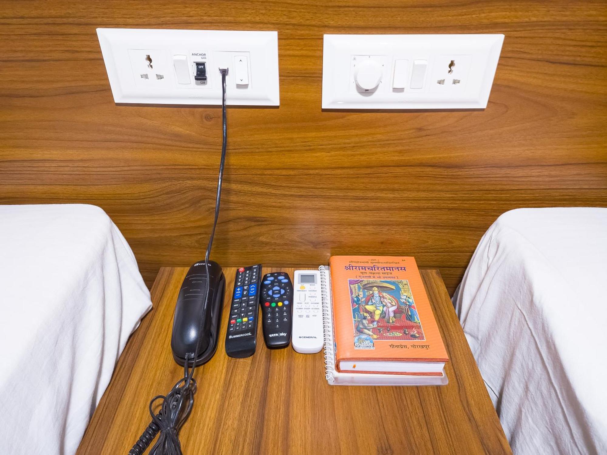 Amritara Ramila Kutir Hotel Ayodhya Luaran gambar