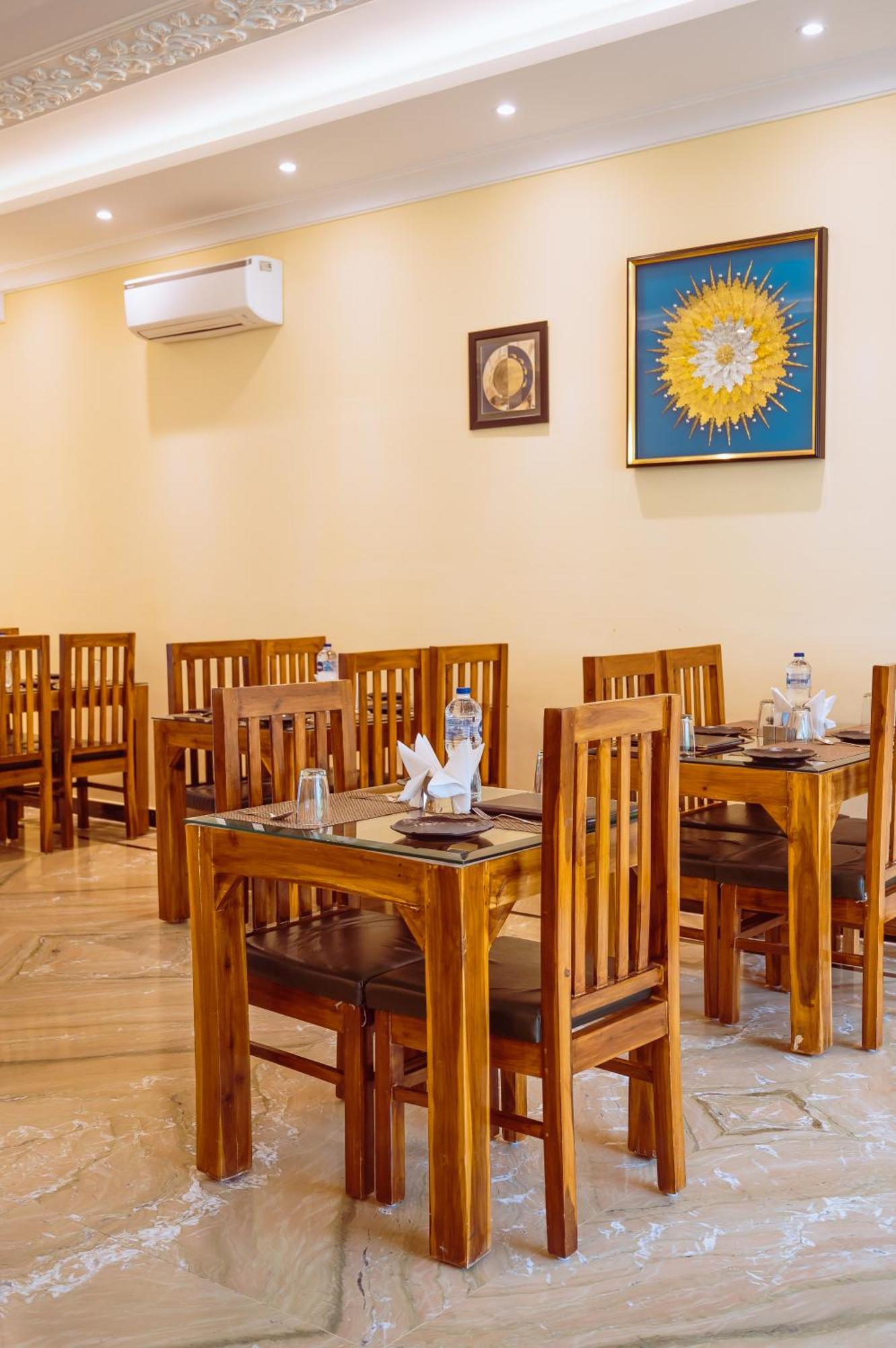 Amritara Ramila Kutir Hotel Ayodhya Luaran gambar