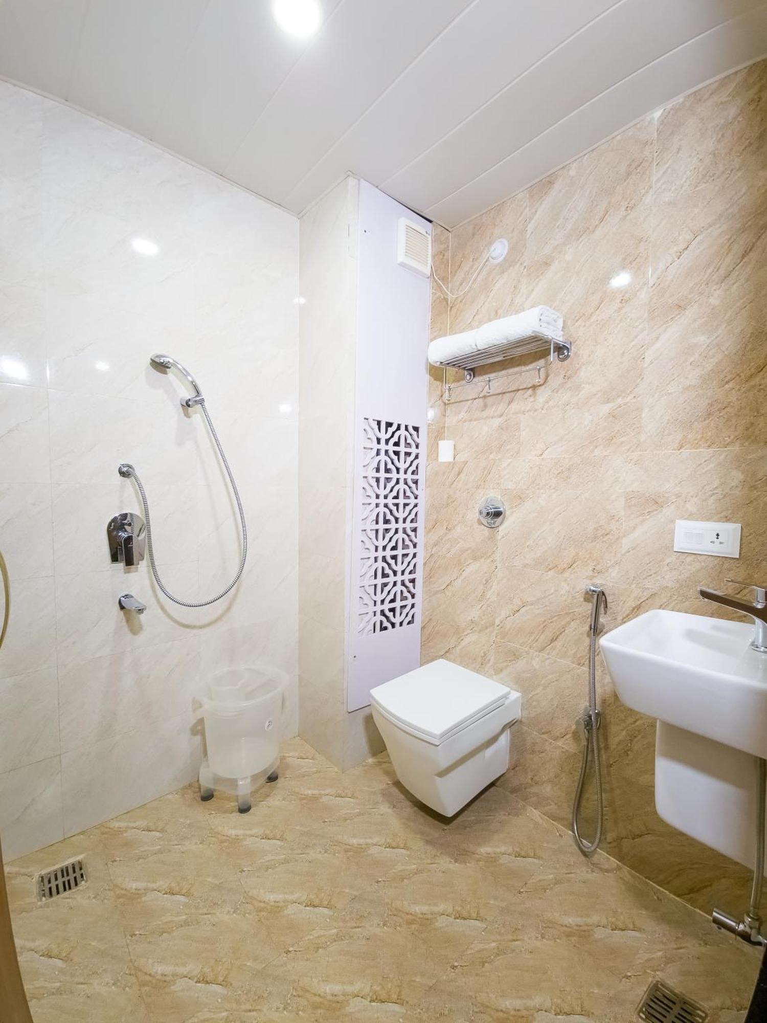 Amritara Ramila Kutir Hotel Ayodhya Luaran gambar