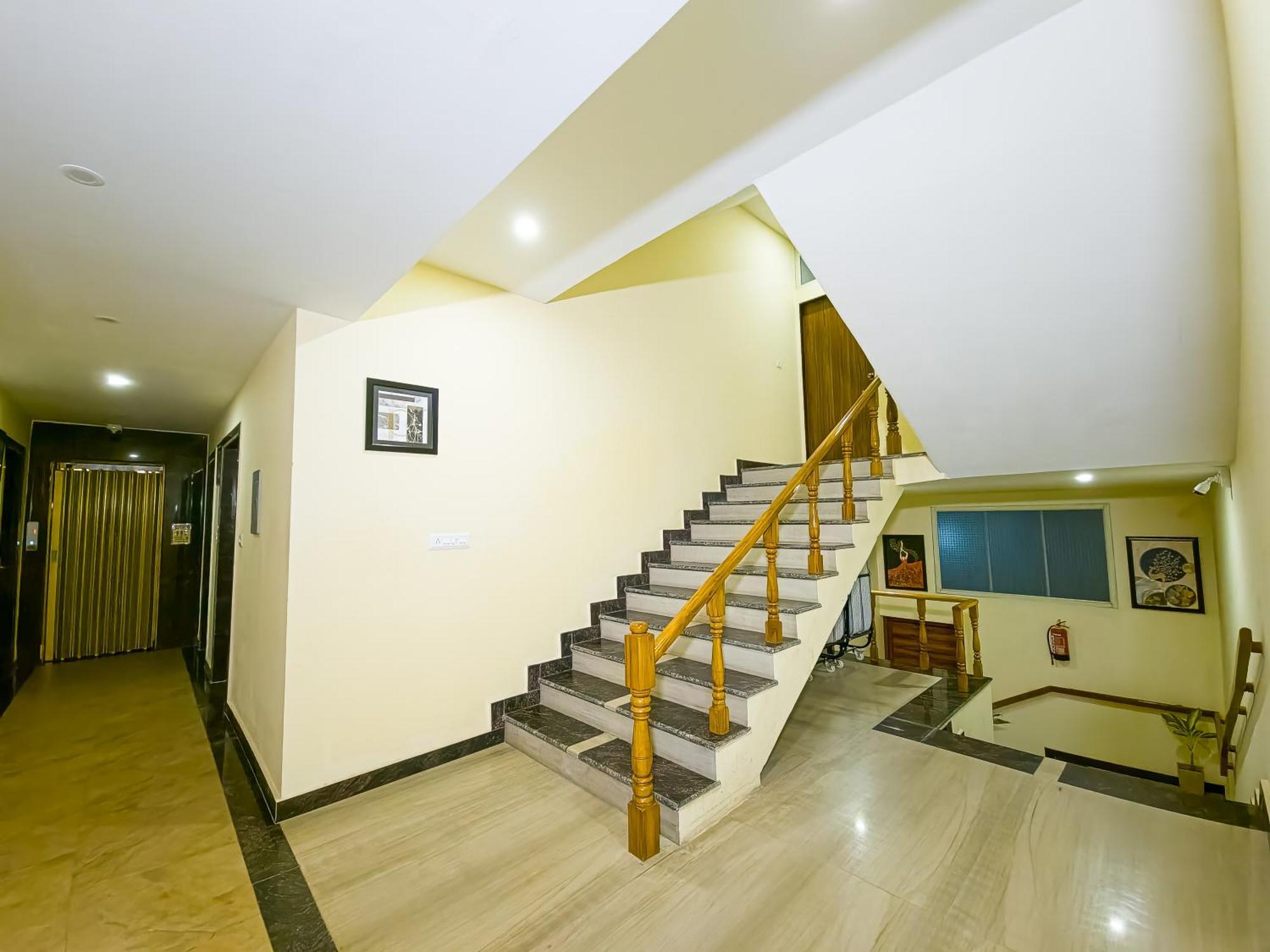 Amritara Ramila Kutir Hotel Ayodhya Luaran gambar