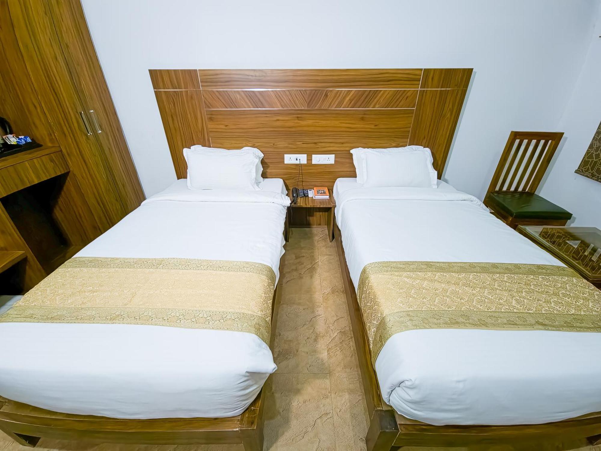 Amritara Ramila Kutir Hotel Ayodhya Luaran gambar